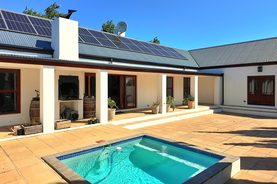 5 Bedroom Property for Sale in Croydon Vineyard Estate Western Cape